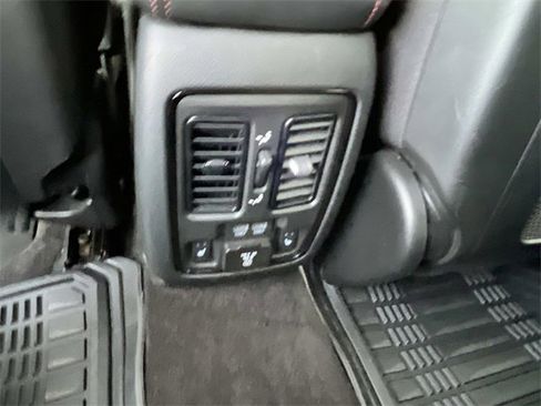 Used 2022 Dodge Durango R/T w/ Blacktop Package image 17