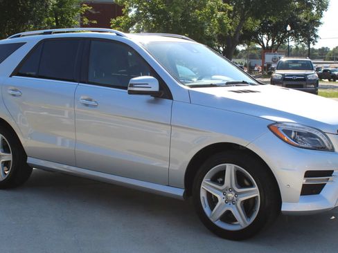 Used 2014 Mercedes-Benz ML 350 2WD w/ Premium 1 Package image 7
