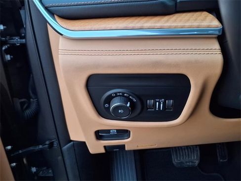 Used 2023 Jeep Grand Cherokee Summit image 78