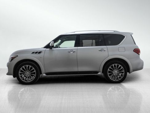 Used 2017 INFINITI QX80 4WD image 3
