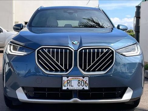 Used 2026 BMW X3 xDrive30i w/ Convenience Package AWD/4WD image 3