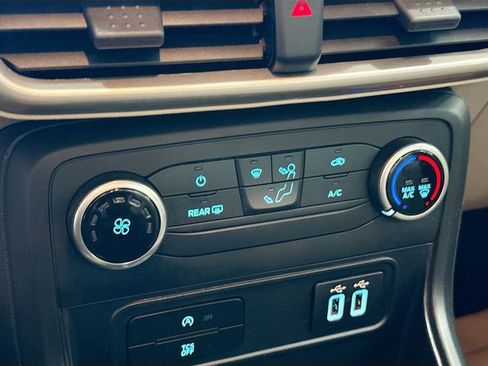 Used 2021 Ford EcoSport S image 16