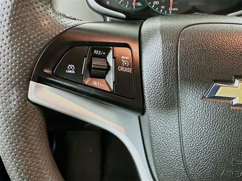 Used 2018 Chevrolet Sonic LT image 8