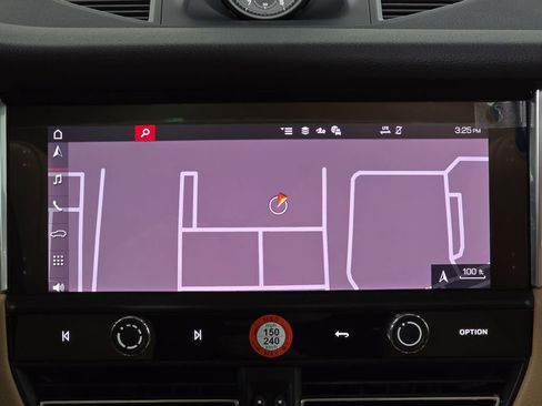 New 2026 Porsche Macan image 18