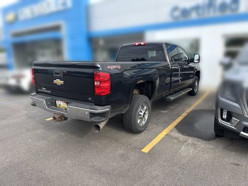 Used 2015 Chevrolet Silverado 2500 LT w/ LT Convenience Package AWD/4WD image 4