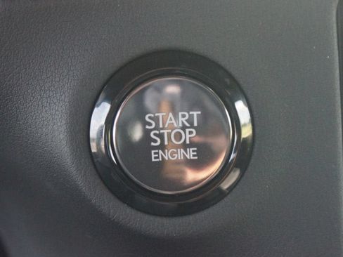 Used 2024 Lexus GX 550 AWD/4WD image 10