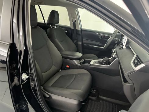 Used 2024 Toyota RAV4 LE AWD/4WD image 21