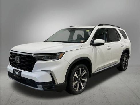 New 2025 Honda Pilot Elite image 1