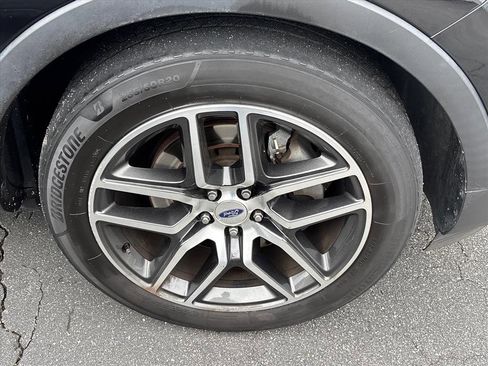 Used 2017 Ford Explorer Sport image 13