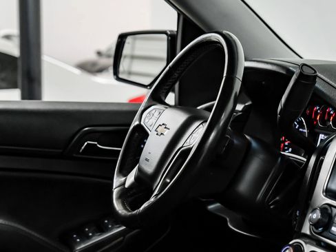 Used 2018 Chevrolet Tahoe LT image 18