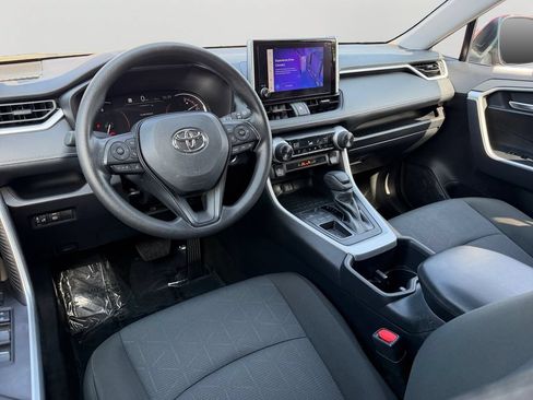 Used 2025 Toyota RAV4 XLE FWD image 13