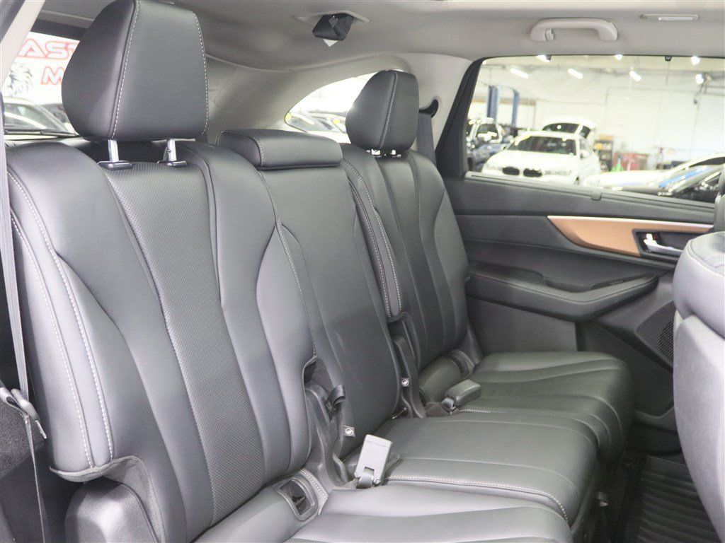 Used 2022 Acura MDX w/ Technology Package AWD/4WD image 23