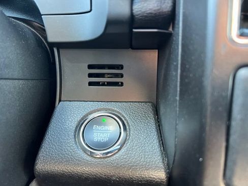 Used 2019 Ford Expedition Limited w/ Special Edition Package AWD/4WD image 33