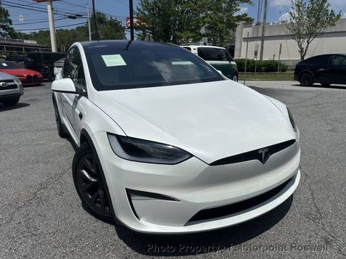 Used 2024 Tesla Model X AWD/4WD image 3