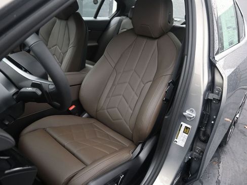 Certified 2025 BMW 530i 530i w/ Premium Package image 13