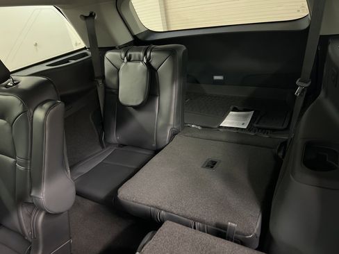 New 2026 Lincoln Aviator AWD image 32