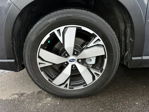 Used 2021 Subaru Forester Touring AWD/4WD image 40