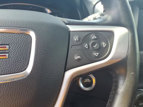 Used 2020 GMC Terrain SLT w/ Preferred Package image 12