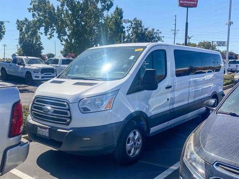 Used 2018 Ford Transit 350 XLT image 23