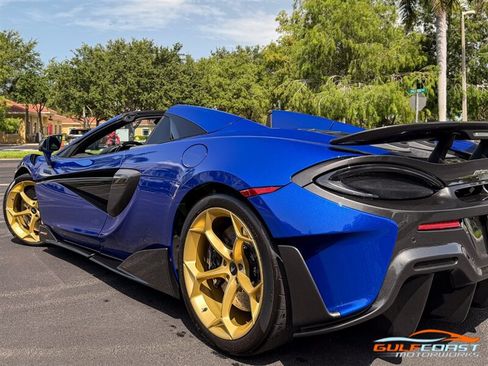 Used 2020 McLaren 600LT Spider RWD image 42