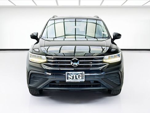 Used 2022 Volkswagen Tiguan S FWD image 2