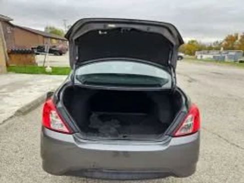 Used 2019 Nissan Versa S image 7