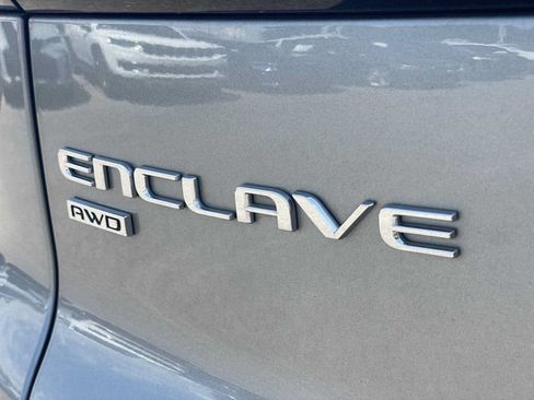 Used 2025 Buick Enclave Preferred AWD/4WD image 7