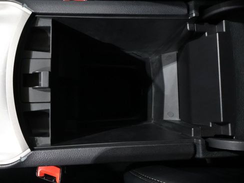 Used 2024 Ford Edge SEL image 30