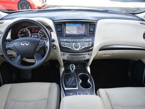 Used 2019 INFINITI QX60 Luxe w/ Essential Package image 11