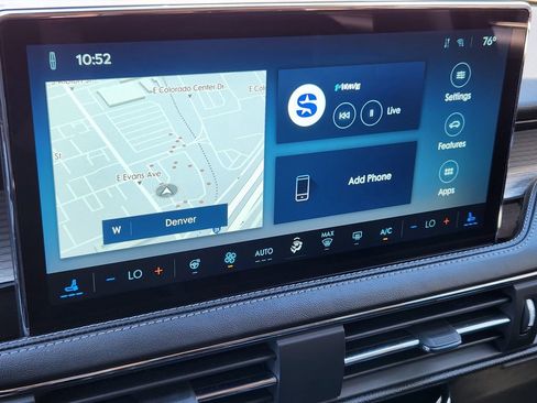 Used 2025 Lincoln Corsair AWD w/ Equipment Group 101A image 28