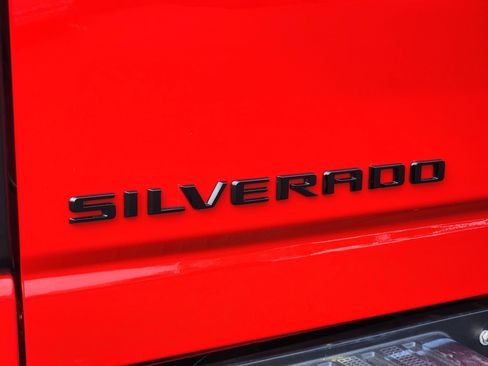 Used 2025 Chevrolet Silverado 2500 LT w/ Trail Boss Package image 12