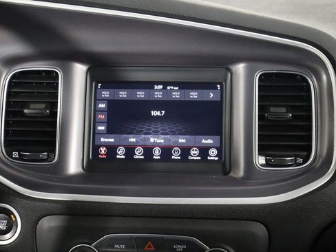 Used 2022 Dodge Charger SXT image 28