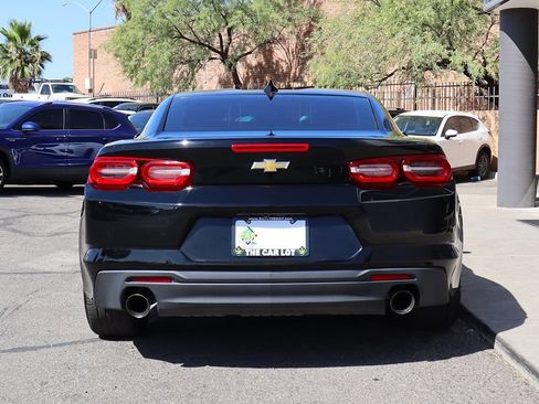 Used 2022 Chevrolet Camaro LT RWD image 11