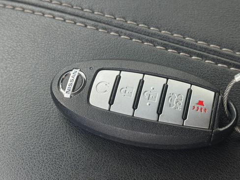 Used 2025 Nissan Altima 2.5 SV FWD image 24