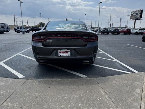 Used 2023 Dodge Charger SXT image 5