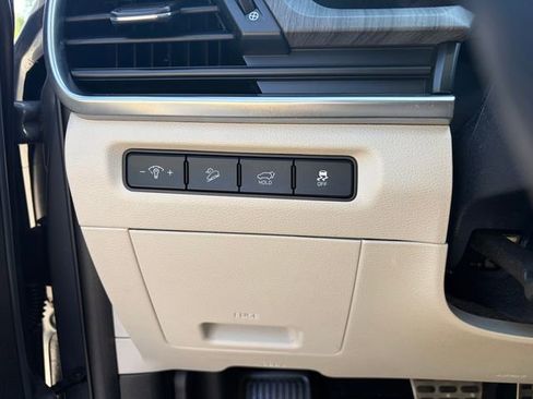 Used 2023 Kia Telluride SX AWD/4WD image 15