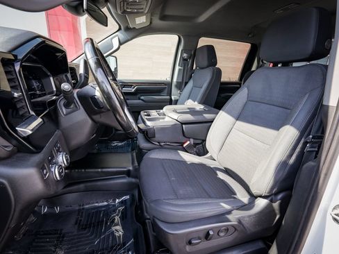 Used 2024 GMC Sierra 3500 SLE w/ SLE Convenience Package AWD/4WD image 13