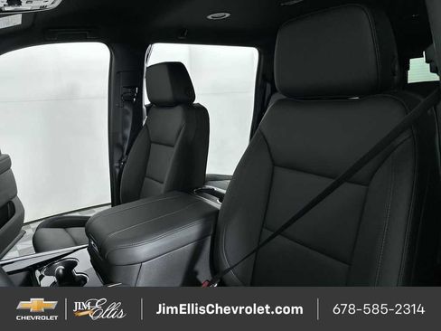 New 2026 Chevrolet Suburban LT w/ Comfort Package image 37