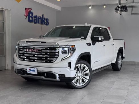 Certified 2024 GMC Sierra 1500 Denali w/ Denali Reserve Package AWD/4WD image 2