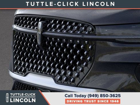 New 2026 Lincoln Nautilus Premier image 17