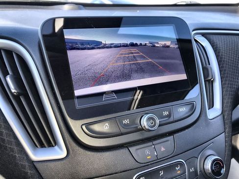 Used 2023 Chevrolet Malibu LT w/ Sport Edition image 17