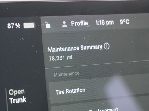 Used 2021 Tesla Model Y Long Range image 25