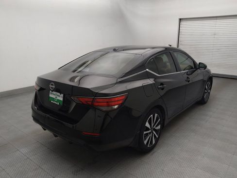 Used 2024 Nissan Sentra SV w/ SV Premium Package FWD image 9