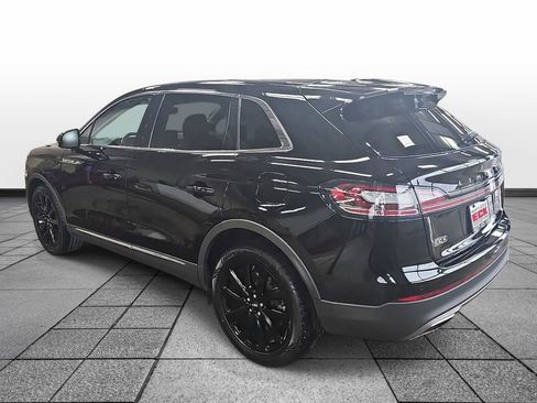 Used 2023 Lincoln Nautilus Reserve w/ Monochromatic Package AWD/4WD image 7
