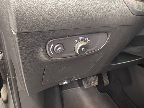Used 2025 Buick Encore GX Preferred FWD image 15