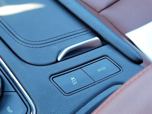 Certified 2023 Cadillac XT5 Premium Luxury FWD image 49