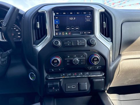 Used 2022 Chevrolet Silverado 1500 RST w/ Convenience Package II RWD image 16