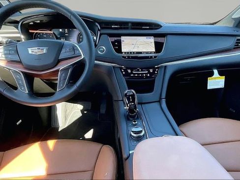 New 2026 Cadillac XT5 Premium Luxury w/ LPO, ONYX Package FWD image 6