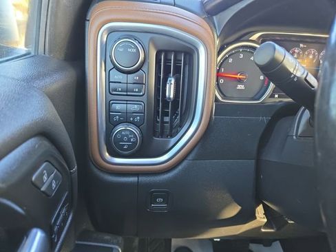 Used 2021 Chevrolet Silverado 1500 High Country image 20