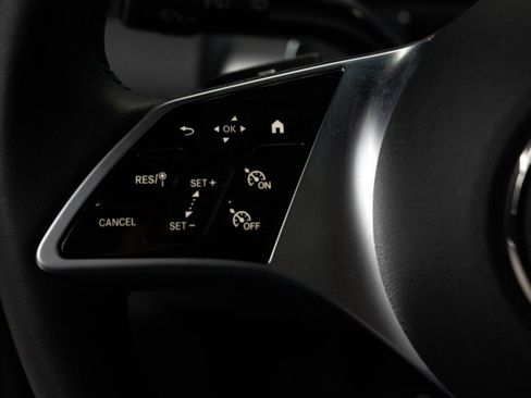 Used 2026 Mercedes-Benz GLB 250 image 22